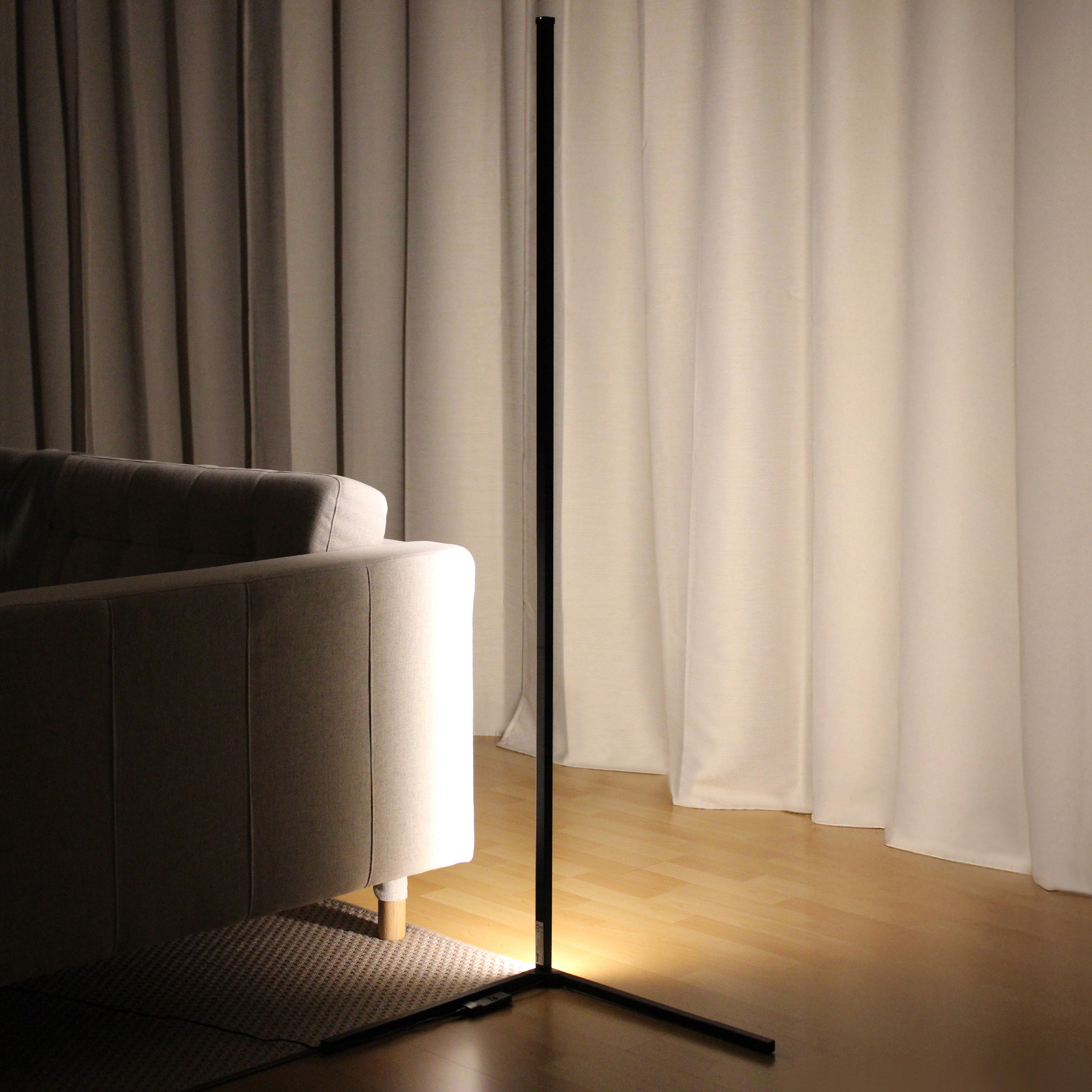 MeLitec Smart Home Eck Stehleuchte CoLiBri, 12 RGBW Festfarben 10 Farbverläufe MeLitec Smart Home Eck Stehleuchte CoLiBri, 12 RGBW Festfarben 10 Farbverläufe