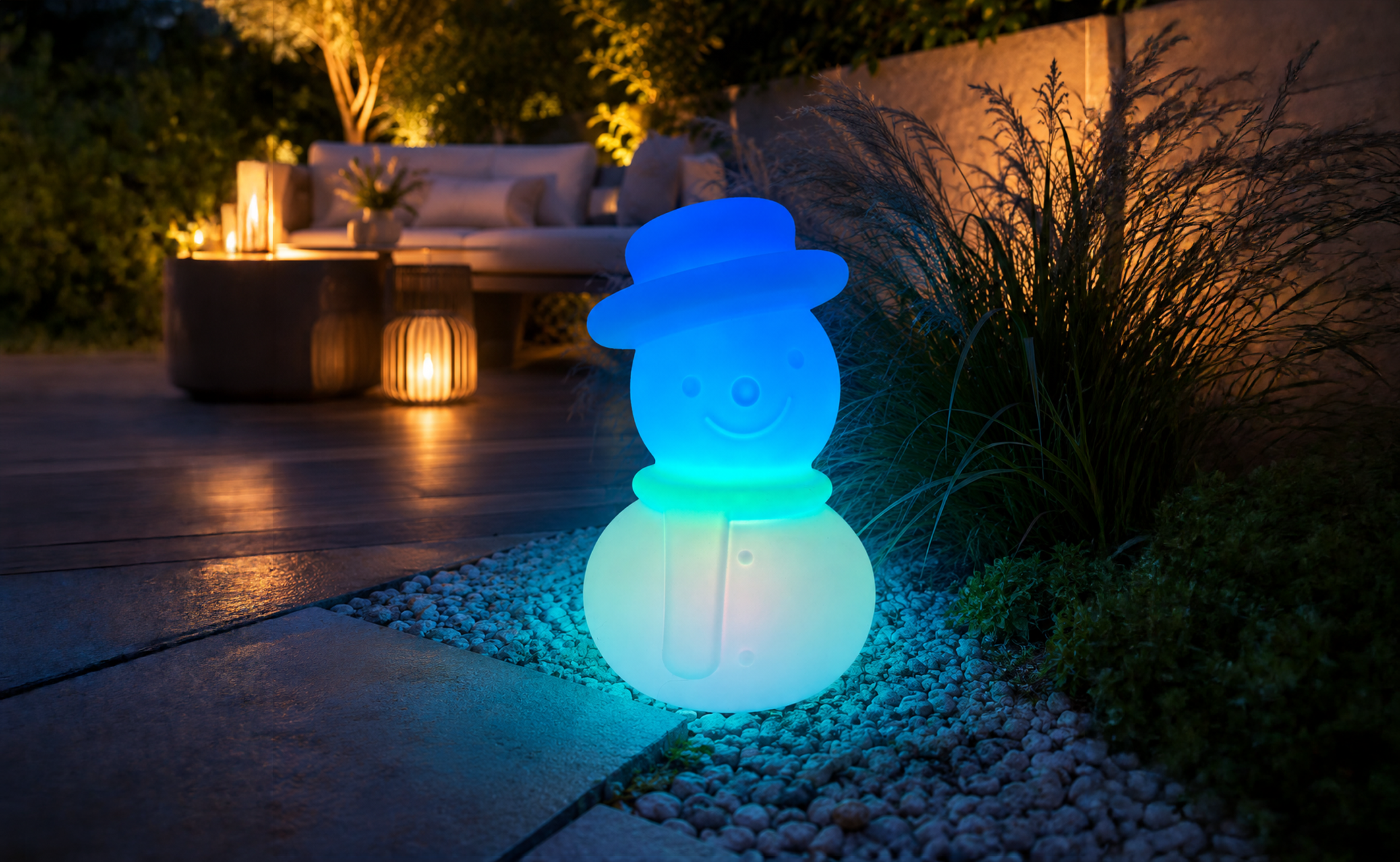 MeLiTec LED Schneemann Magic mit RGB-Lichteffekt, Solar & Fernbedienung
