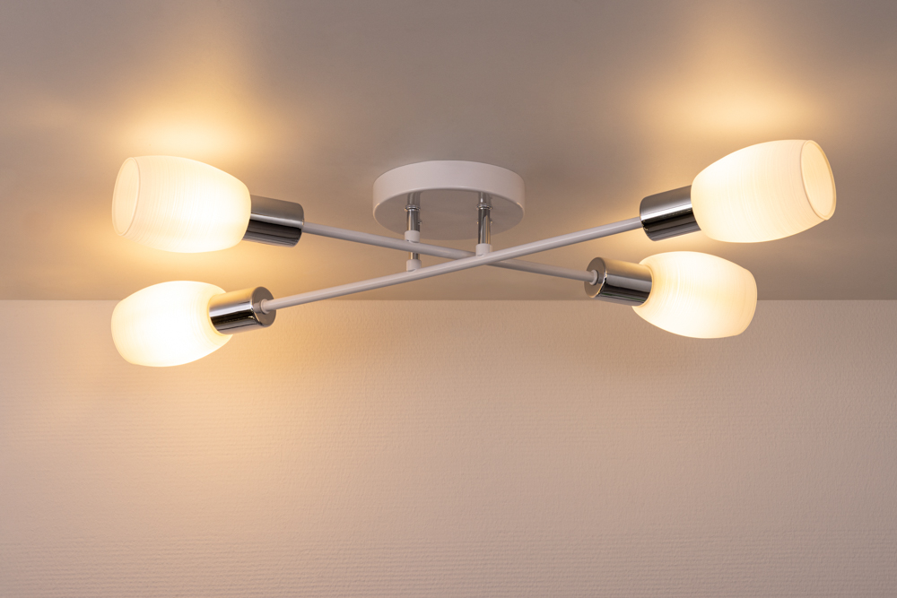 SPOT Light Tosca Deckenleuchte 4xE14 40W Weiss/Chrom SPOT Light Tosca Deckenleuchte 4xE14 40W Weiss/Chrom